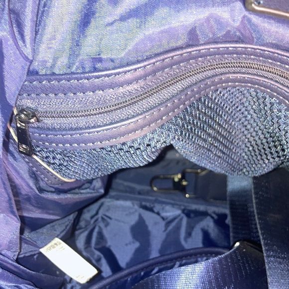 SOL & SELENE Large Quilted Navy Blue Crossbody Bag - Picture 12 of 14